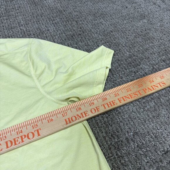 DSG T-Shirt Yellow Short Sleeve Men’s Size Small - Picture 8 of 11